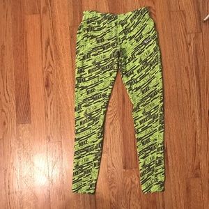 nike athletic leggings
